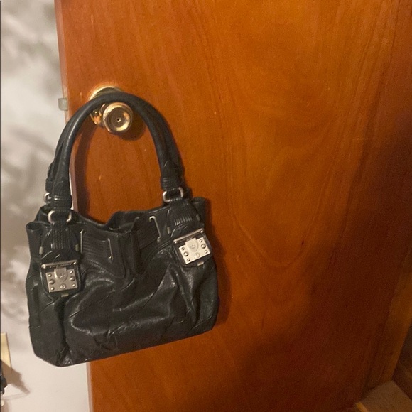 Juicy Couture Black Leather Shoulder Bag - Picture 5 of 5